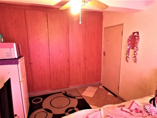 3 Schlafzimmer Etagenwohnung zum Kauf in Brits Central