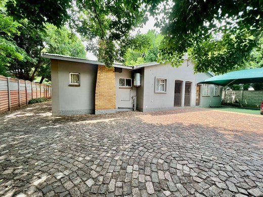 13 Schlafzimmer Haus zum Kauf in Potchefstroom