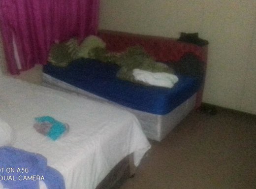 2 Schlafzimmer Etagenwohnung zum Kauf in Pretoria West