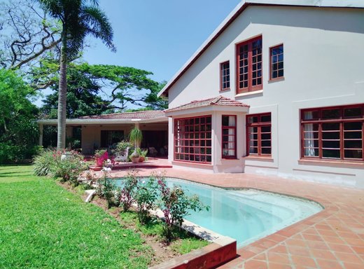 5 Schlafzimmer Haus zum Kauf in Kwambonambi
