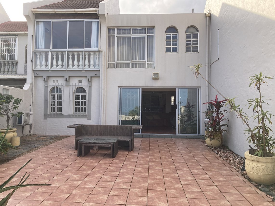 2 Bedroom Townhouse For Sale in Durban North