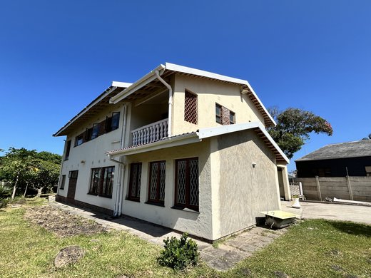 6 Schlafzimmer Haus zum Kauf in Uvongo