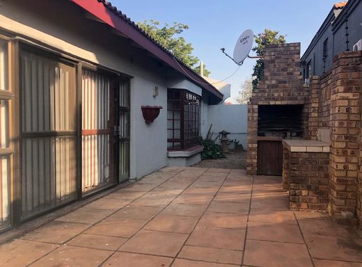 3 Schlafzimmer Haus zum Kauf in Delmas