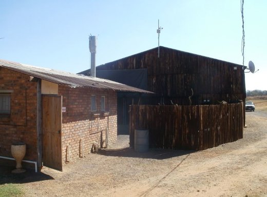 2 Schlafzimmer Farm zum Kauf in Bronkhorstspruit Rural