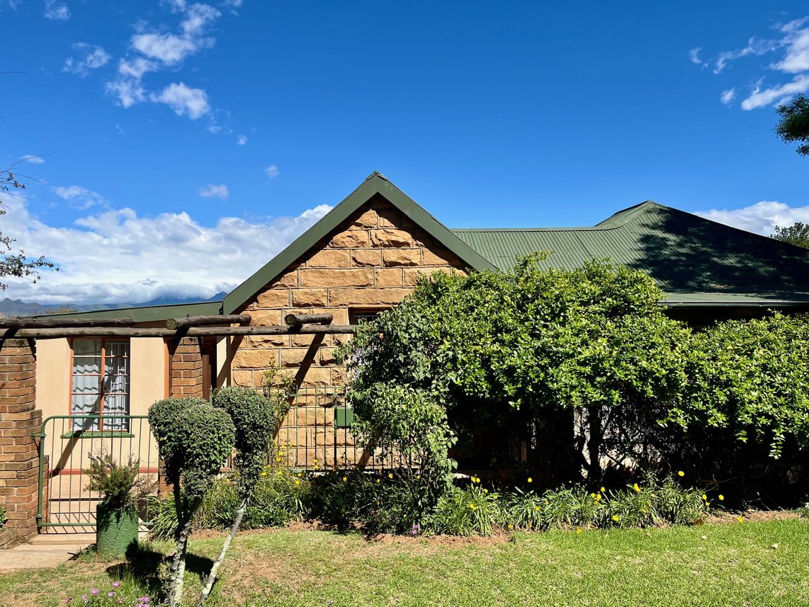 4 Bedroom House For Sale in Clarens