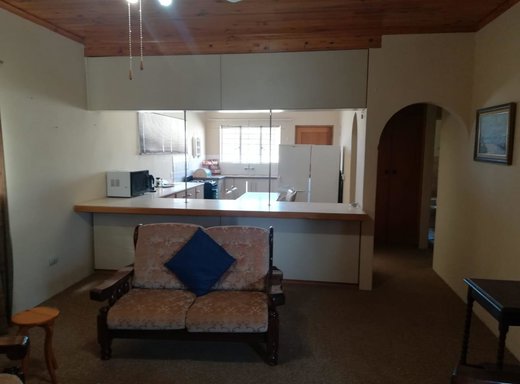 2 Schlafzimmer Etagenwohnung zum Kauf in Loeriesfontein