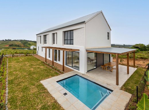 4 Schlafzimmer Haus zum Kauf in Zululami Coastal Estate