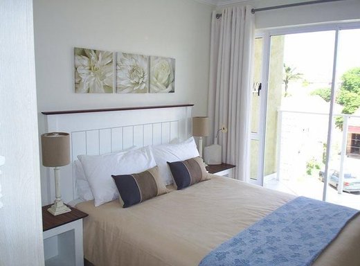 2 Schlafzimmer Etagenwohnung zum Kauf in Central Jeffreys Bay