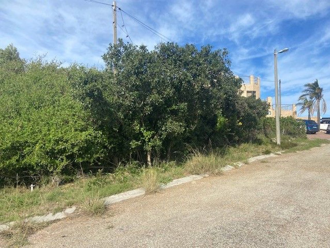 Vacant Land For Sale in Paradise Beach