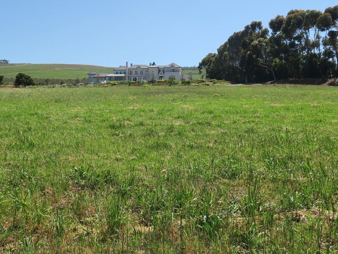 Vacant Land For Sale in Somerset West Central