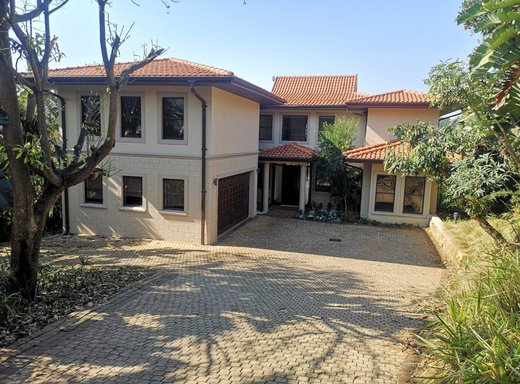 4 Schlafzimmer Haus zum Kauf in Zimbali Estate