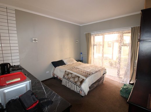 1 Schlafzimmer Wohnung zum Kauf in Bainsvlei