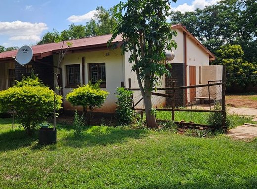 3 Schlafzimmer Haus zur Miete in Mokopane Central