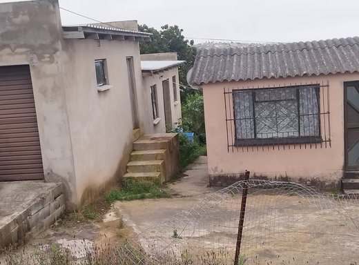 4 Schlafzimmer Haus zum Kauf in Mdantsane