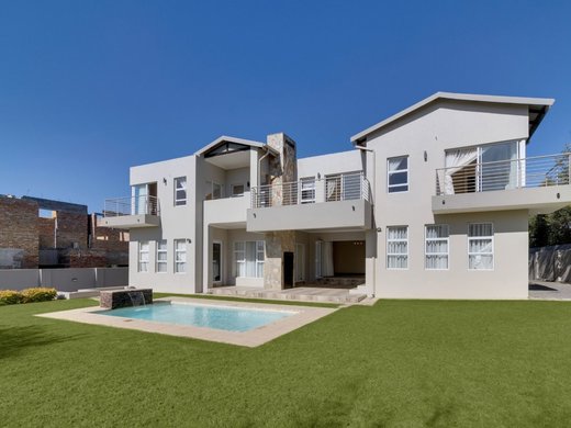 5 Schlafzimmer Haus zur Miete in Helderfontein Estate