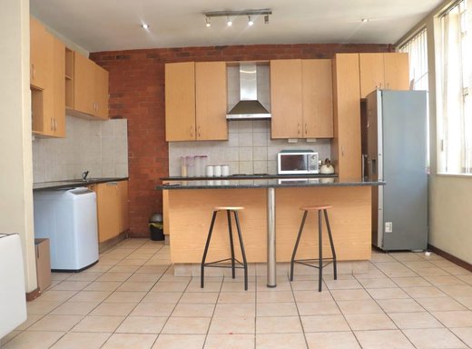2 Schlafzimmer Wohnung zum Kauf in Johannesburg Central
