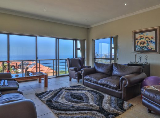 4 Schlafzimmer Haus zum Kauf in Mossel Bay Golf Estate