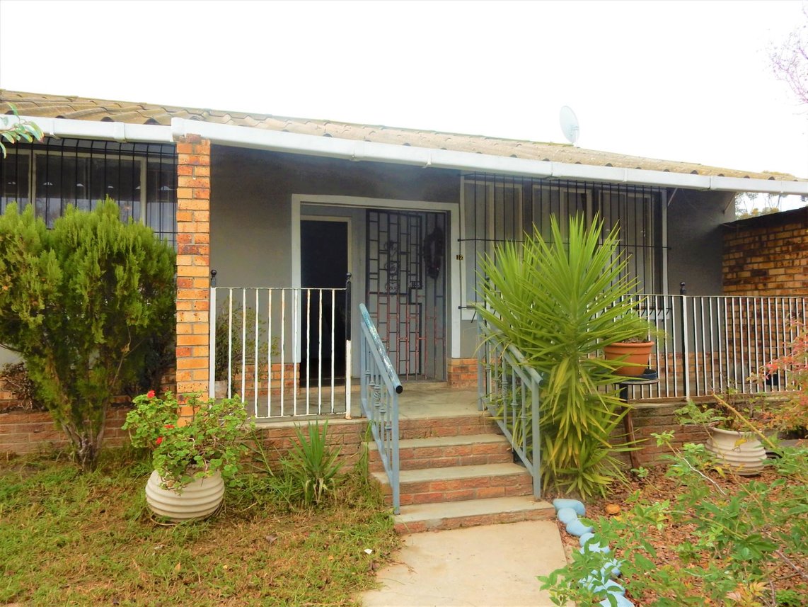 3 Bedroom House For Sale in Tulbagh