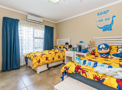 3 Schlafzimmer Haus zum Kauf in Elandsfontein
