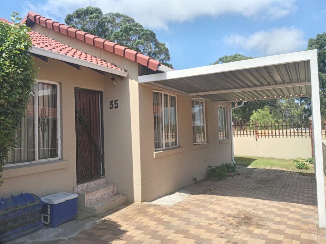 3 Bedroom House For Sale in Ormonde