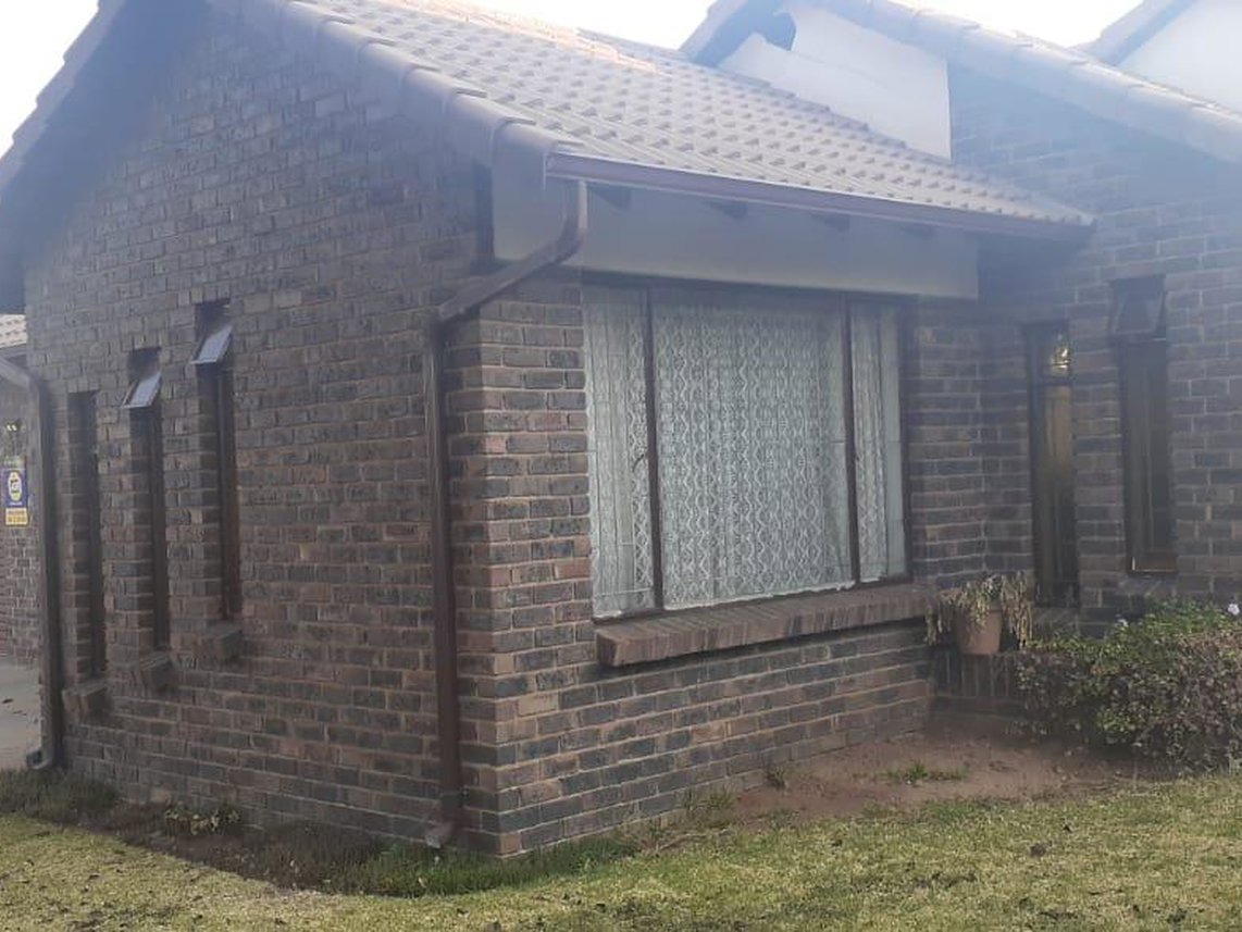 3 Bedroom House For Sale in Dalpark