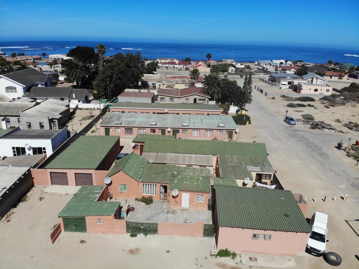 12 Bedroom Apartment For Sale in Port Nolloth
