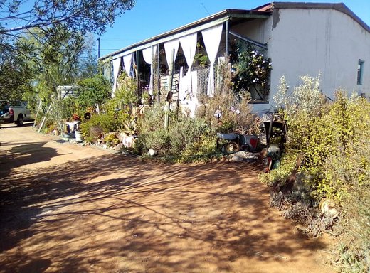2 Schlafzimmer Haus zum Kauf in Bitterfontein