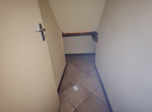 2 Schlafzimmer Loft zum Kauf in Pretoria North
