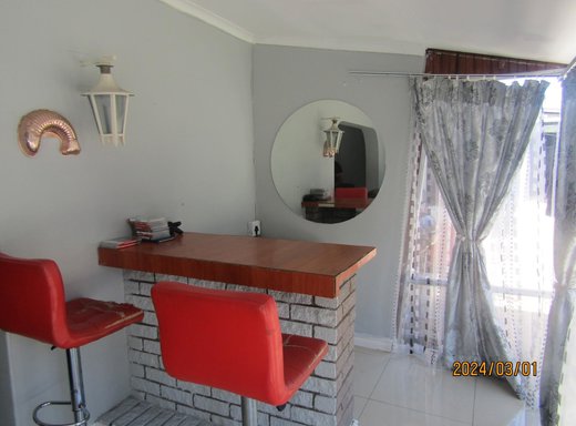 3 Schlafzimmer Haus zum Kauf in Umbilo