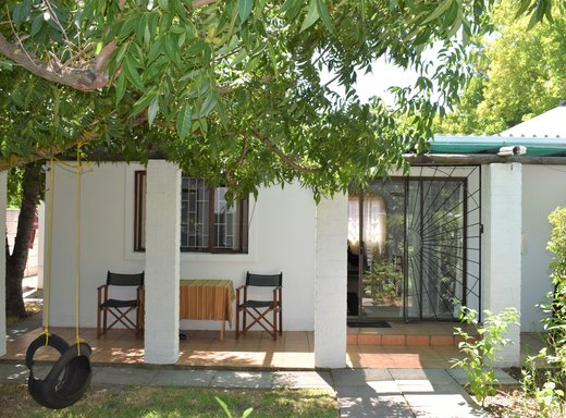 2 Schlafzimmer Haus zum Kauf in Villiersdorp
