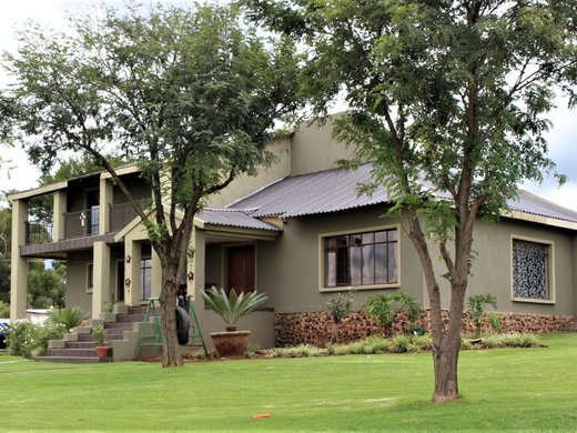 5 Schlafzimmer Farm zum Kauf in Sterkfontein Country Estates