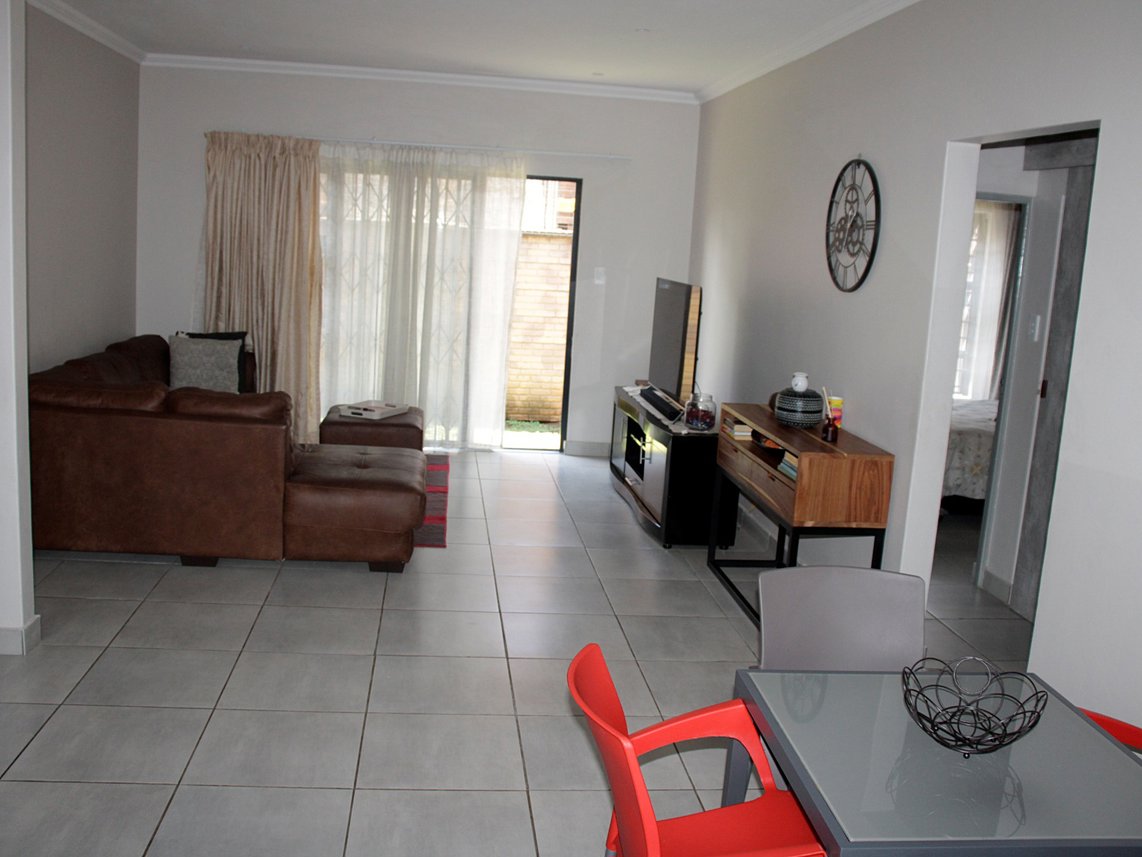 3 Bedroom Apartment For Sale in Pretoria North