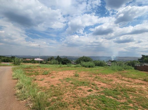 Grundstück zum Kauf in Pretoria West
