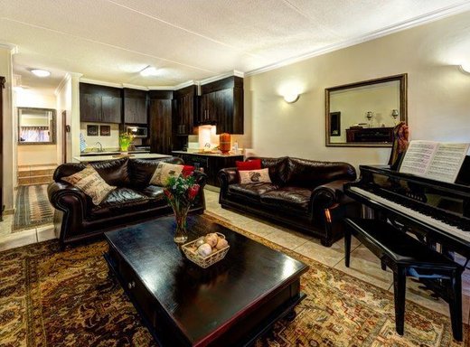 3 Schlafzimmer Reihenhaus zum Kauf in Pretoriuspark