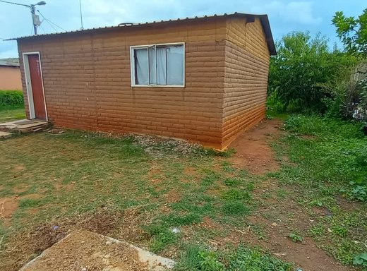 2 Schlafzimmer Haus zum Kauf in Mamelodi