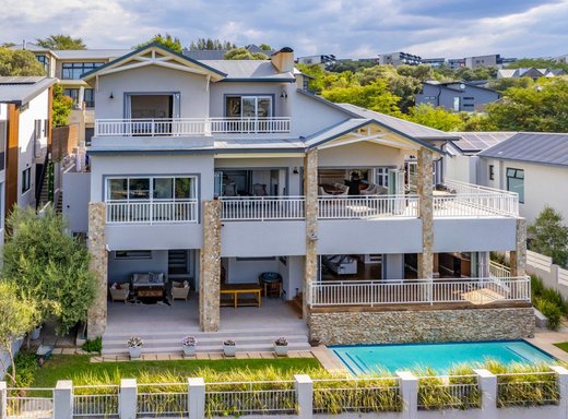 4 Schlafzimmer Haus zum Kauf in Helderfontein Estate