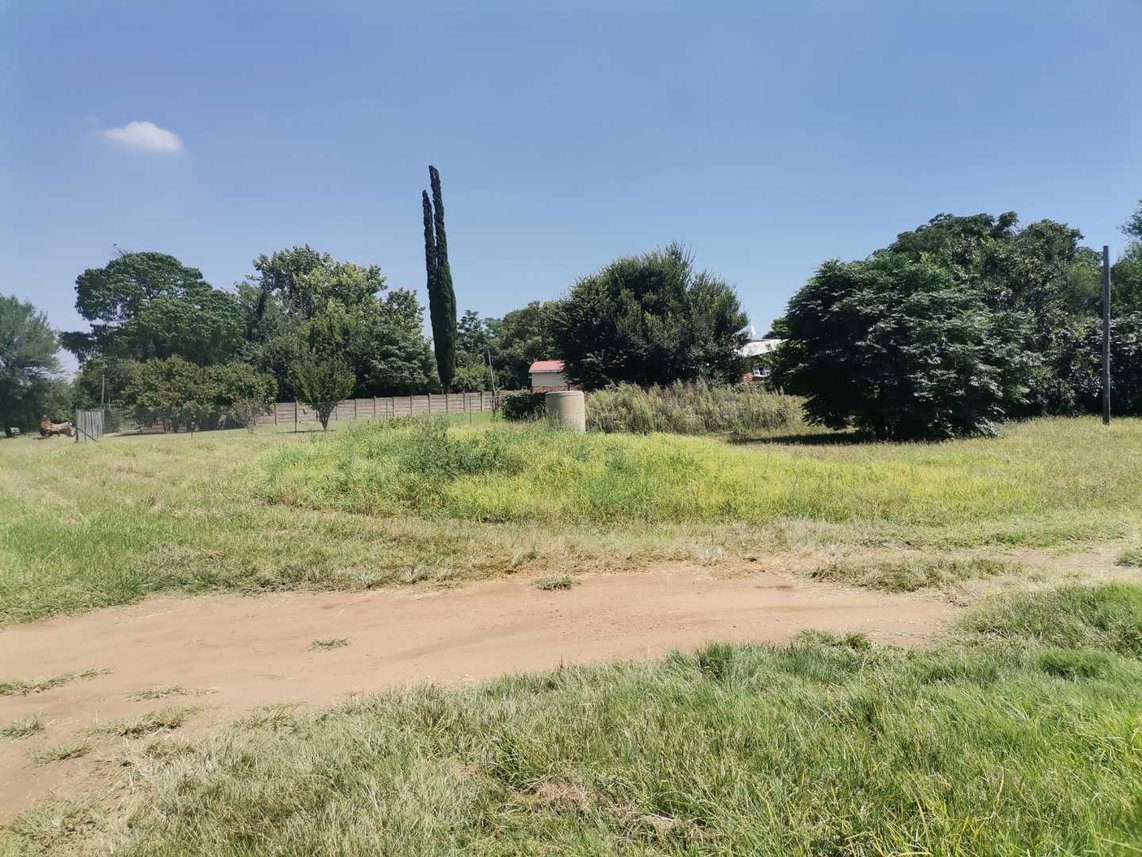 Vacant Land For Sale in Rothdene